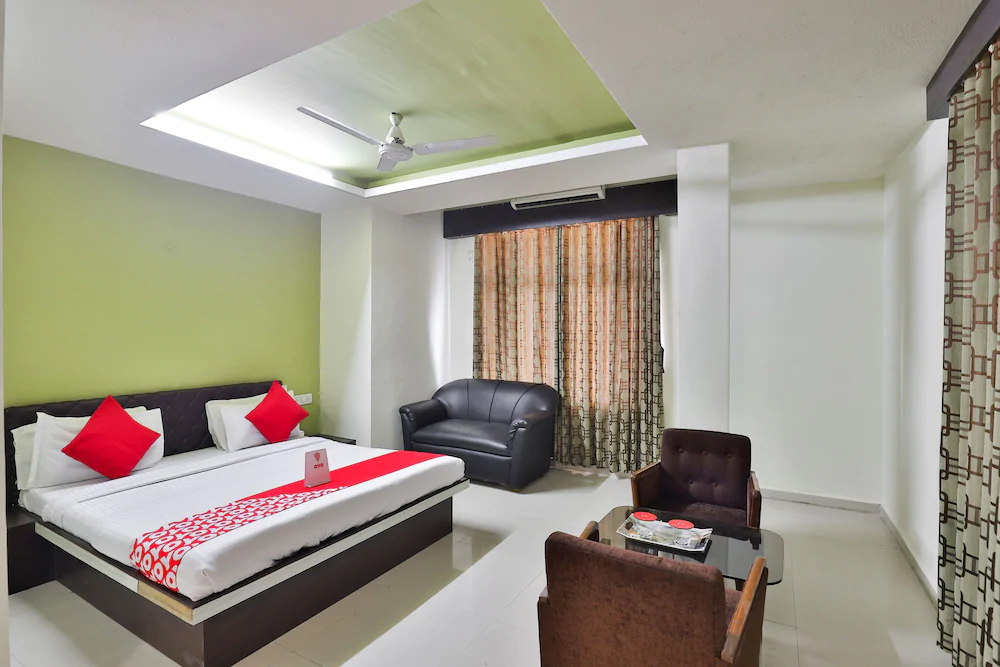 Hotel Mansi Sherotene By OYO Rooms