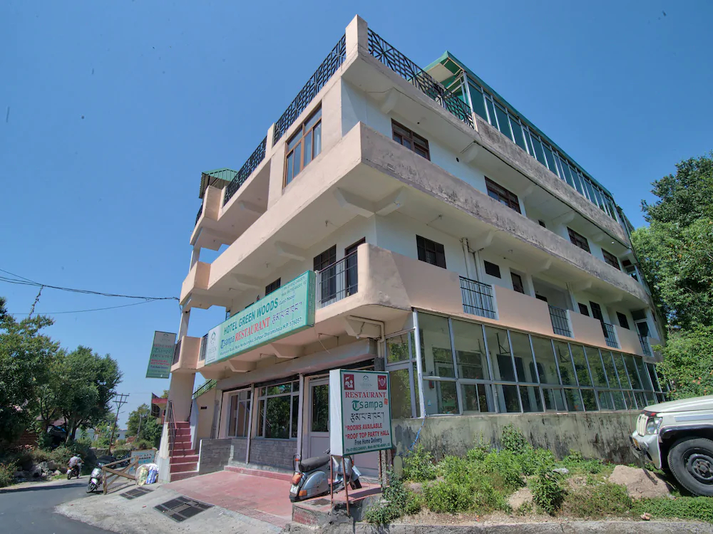 Hotel Green Woods By OYO Rooms