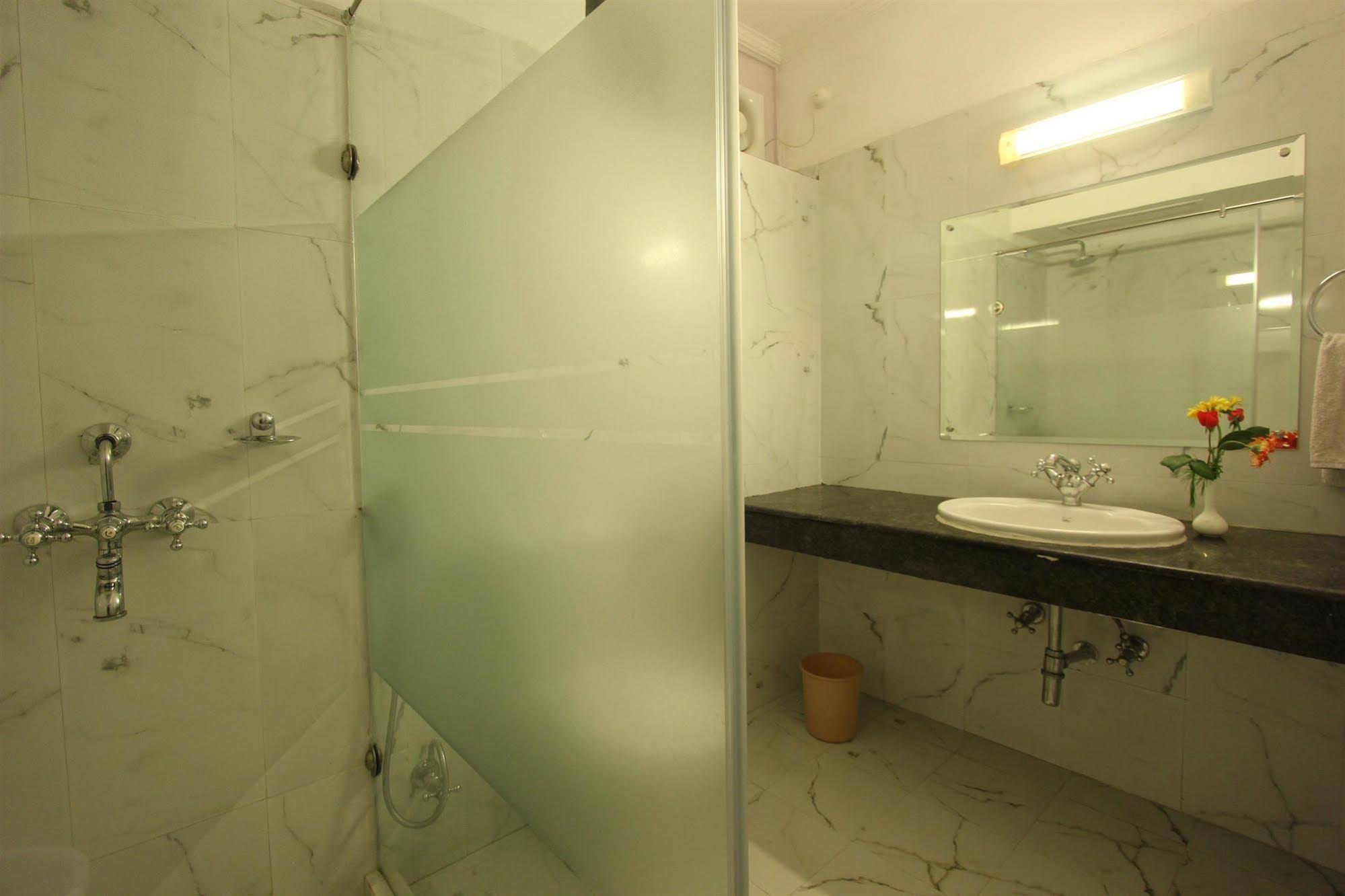 Golden Tulip Manali