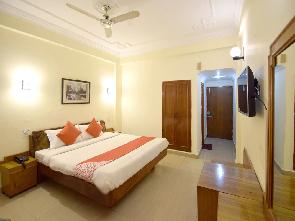 Atul Regency By OYO Rooms