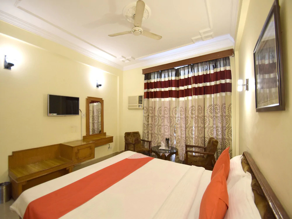 Atul Regency By OYO Rooms