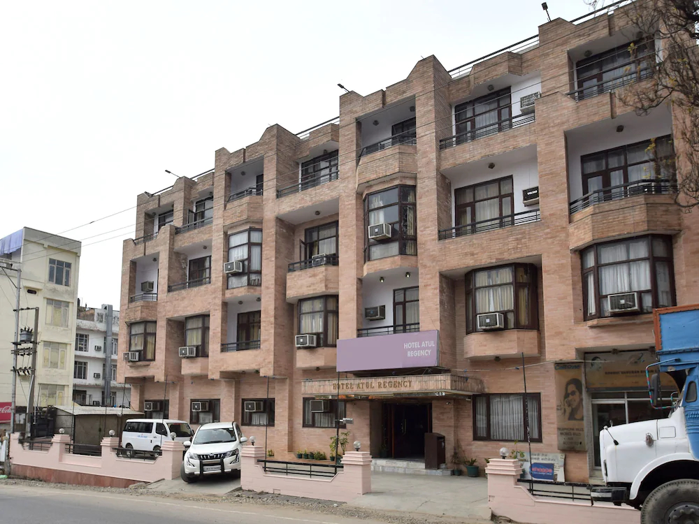 Atul Regency By OYO Rooms