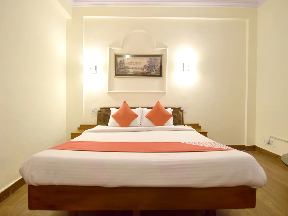 Atul Regency By OYO Rooms