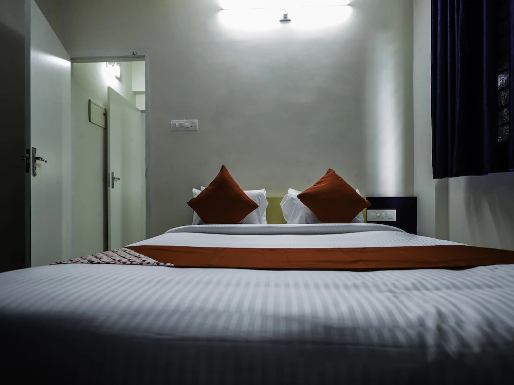 Blue Berry Apartments By OYO Rooms