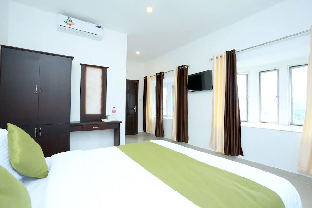Hotel Rv Tower By OYO Rooms