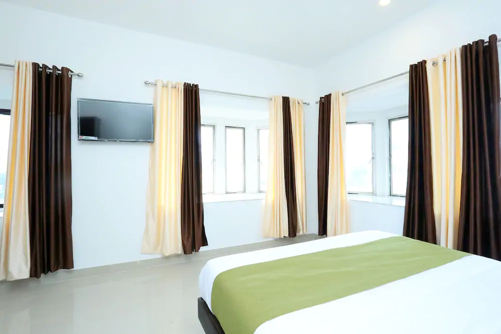 Hotel Rv Tower By OYO Rooms