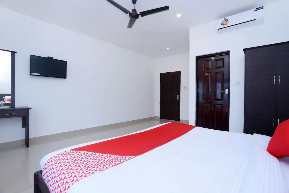 Hotel Rv Tower By OYO Rooms