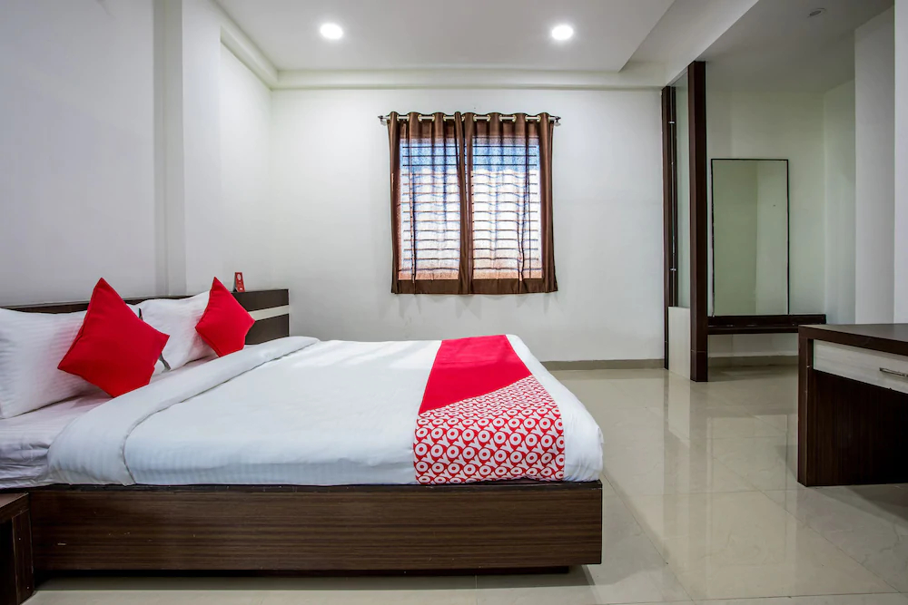 OYO 10600 Hotel 7th Cloud