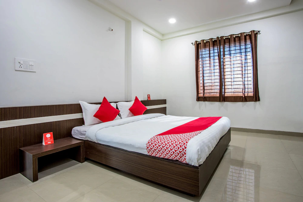 OYO 10600 Hotel 7th Cloud