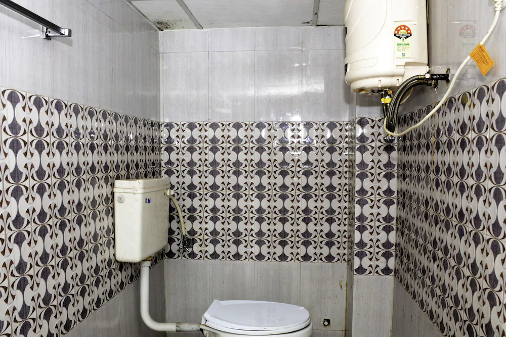 Hotel Raj Mandir by OYO