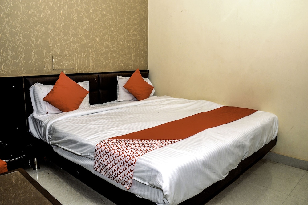 Hotel Raj Mandir by OYO