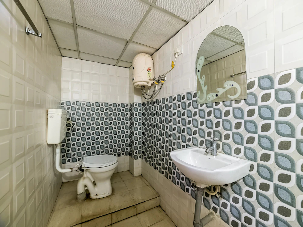 Hotel Raj Mandir by OYO