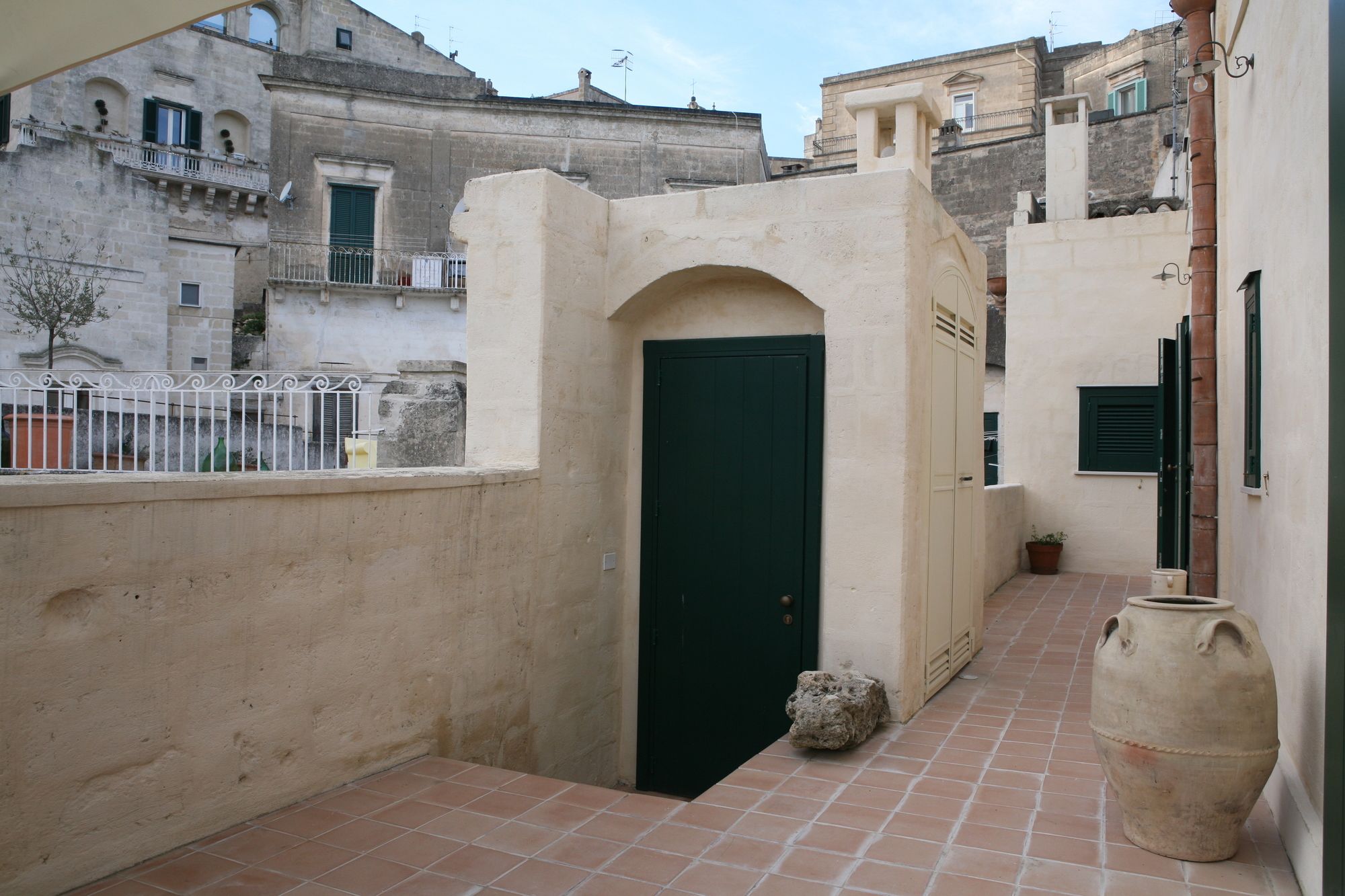 Le Tre Vie Apartment & Room
