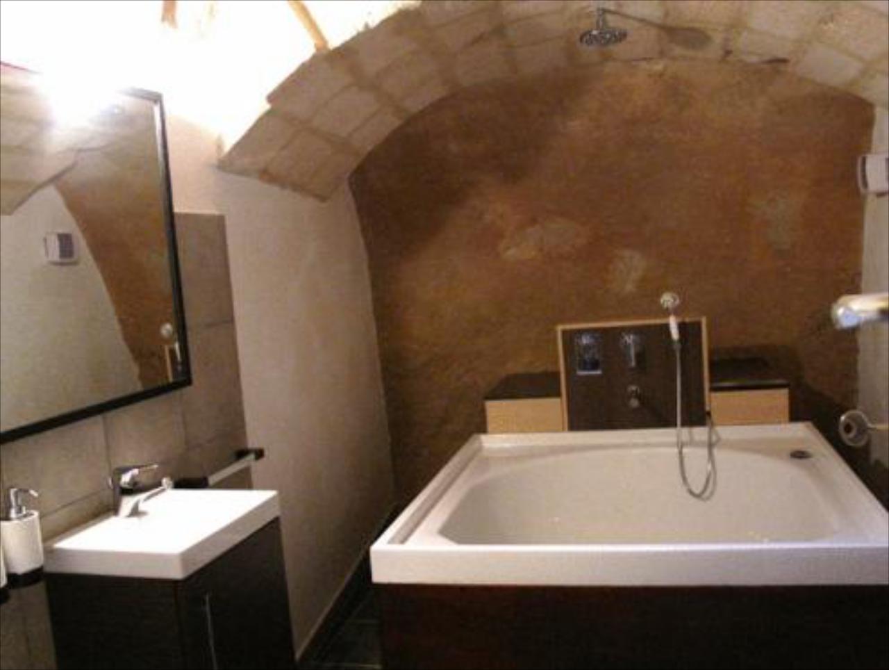 Residence Per Le Vie Del Magico Mosto