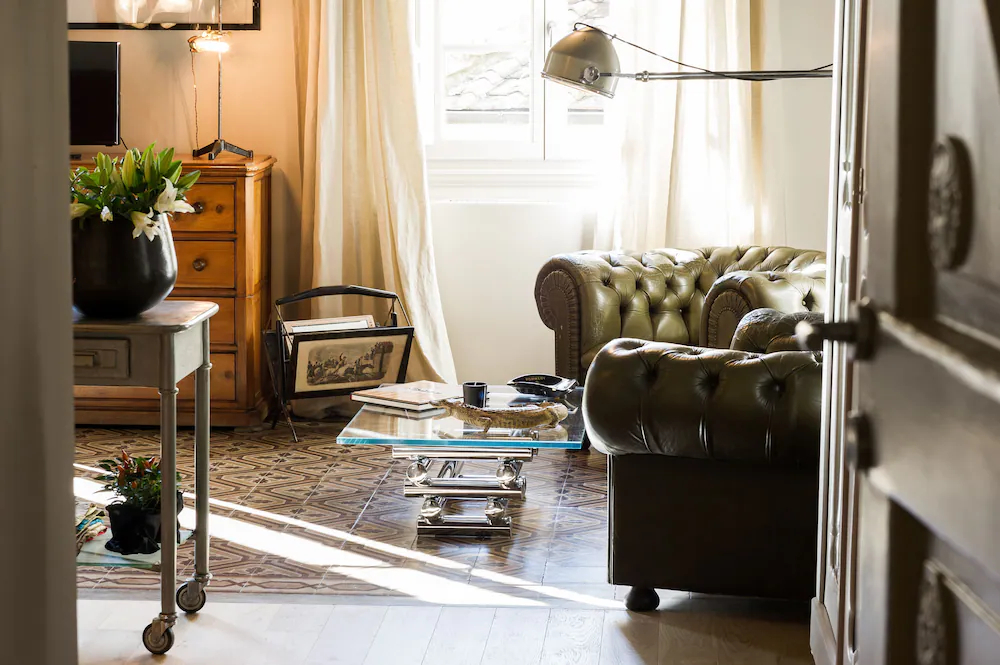 Arnobio Florence Suites