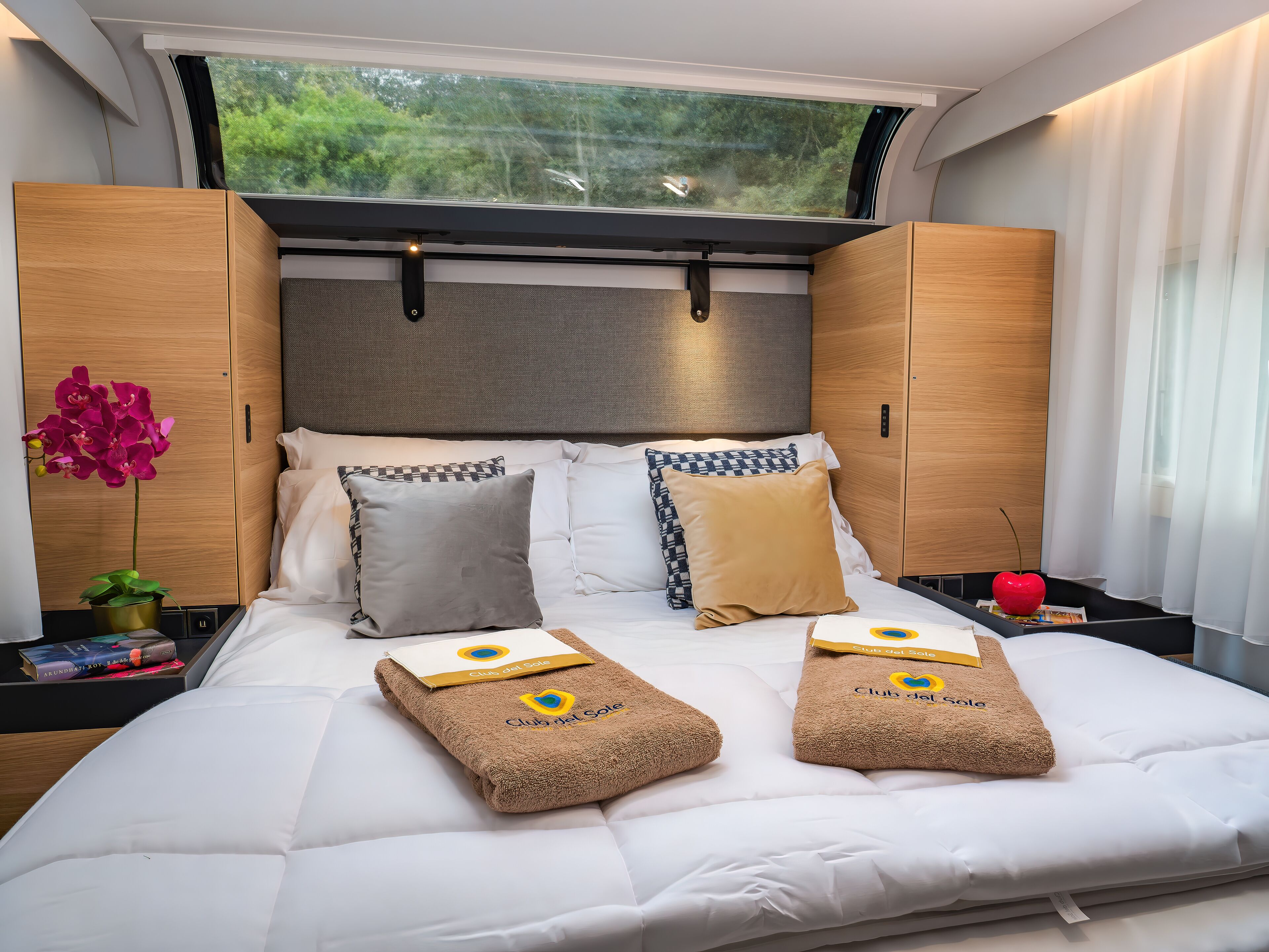 Stella del Mare Family Collection