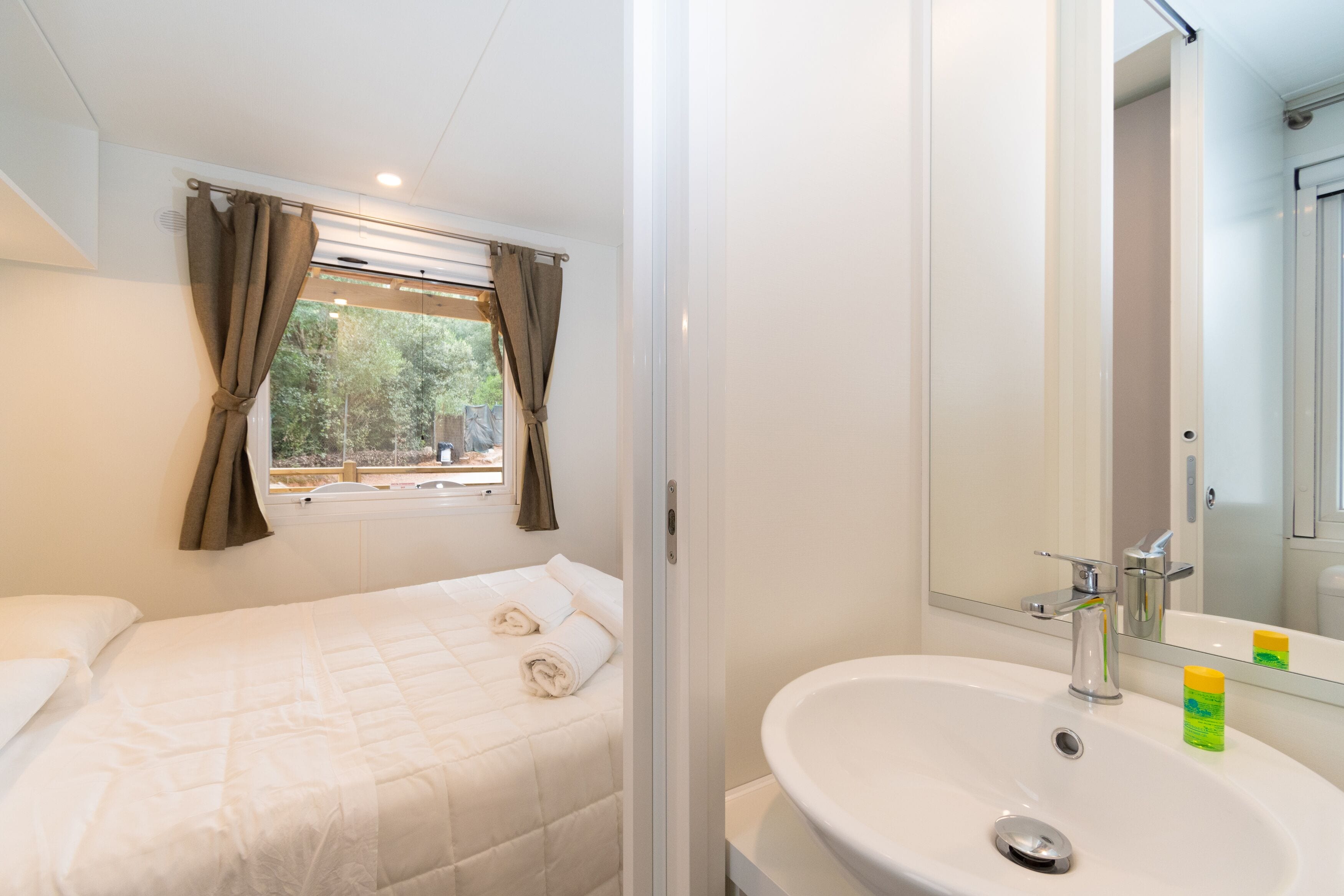 Stella del Mare Family Collection