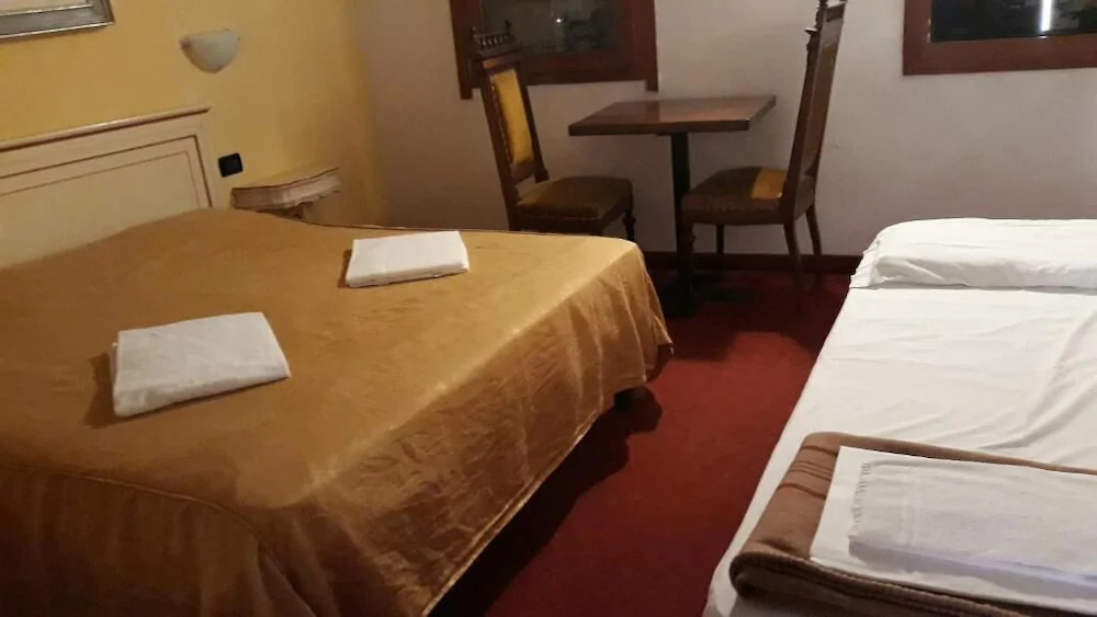 Ai Boteri Hostel