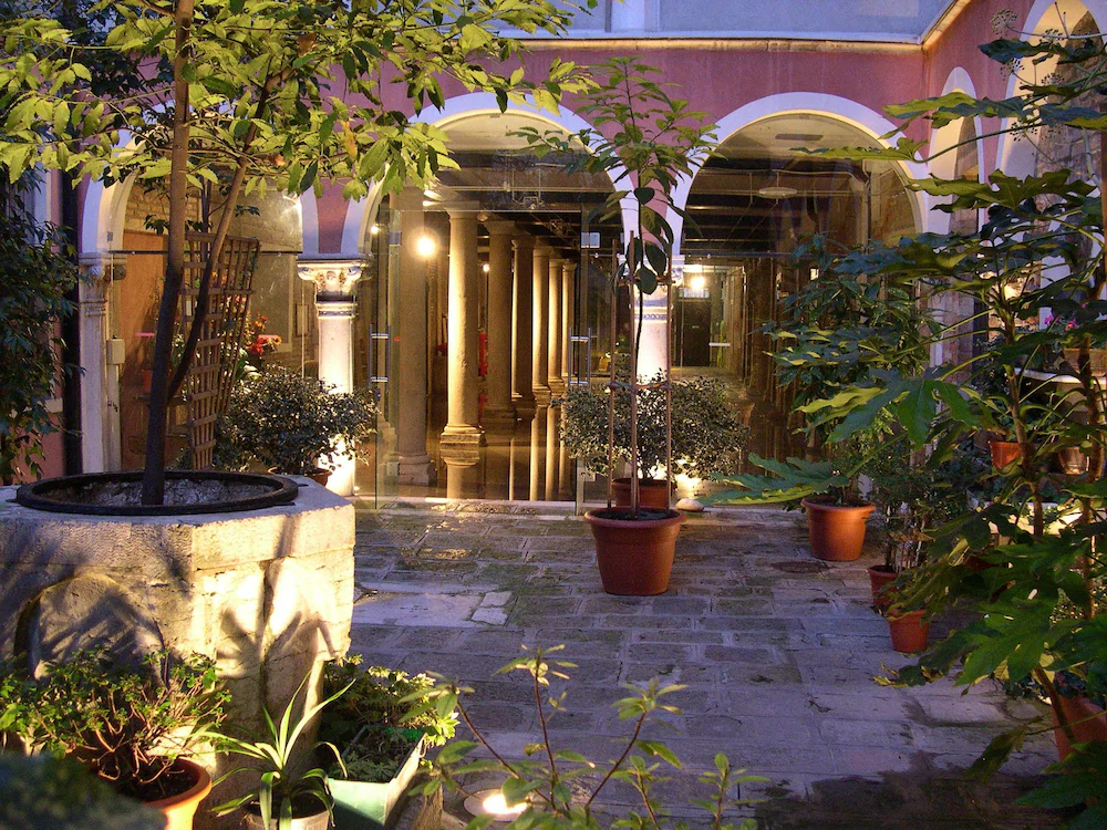 Bed And Breakfast Antico Pòrtego