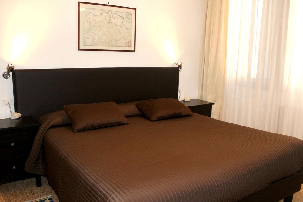 Ca' Foscolo Residence