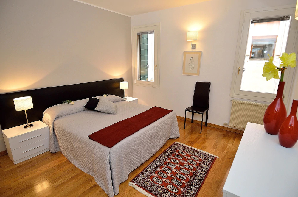 Charming Venice Apartments
