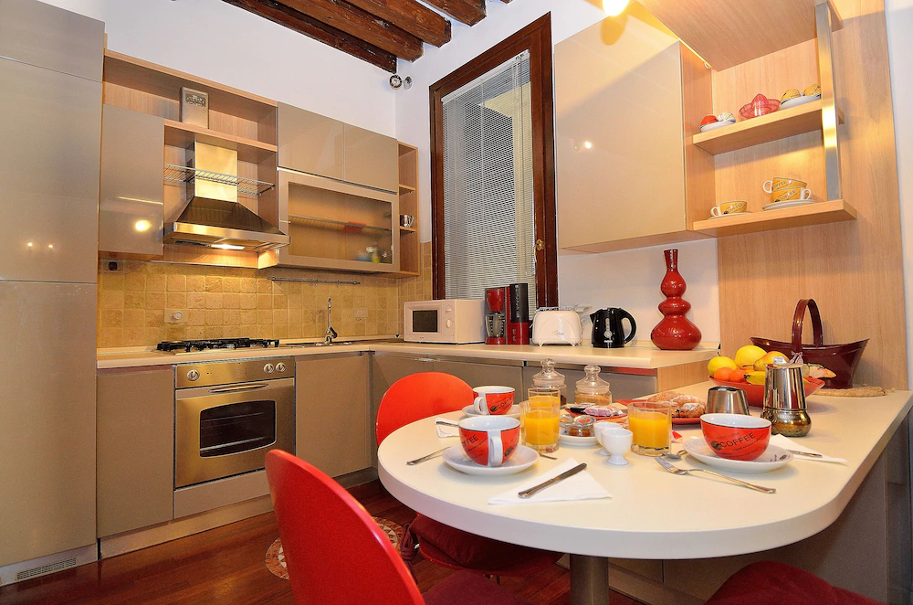 Charming Venice Apartments