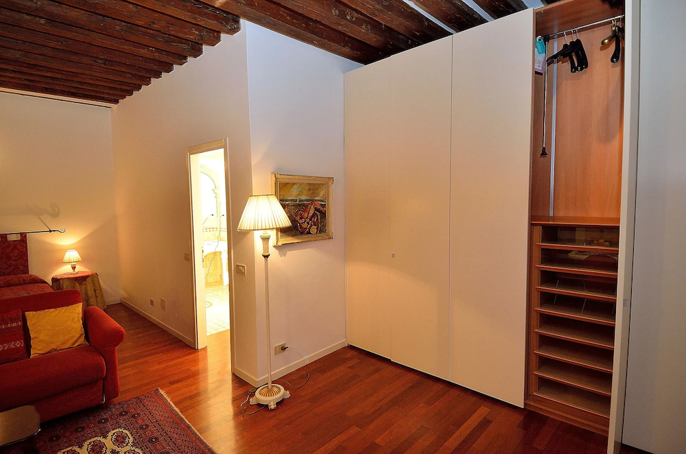 Charming Venice Apartments