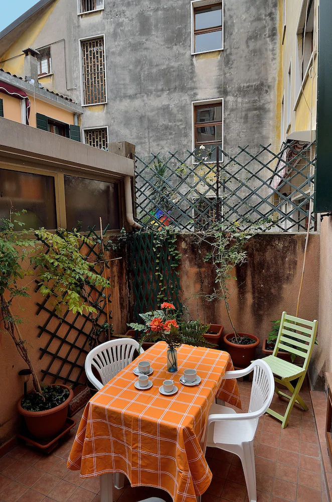 Charming Venice Apartments