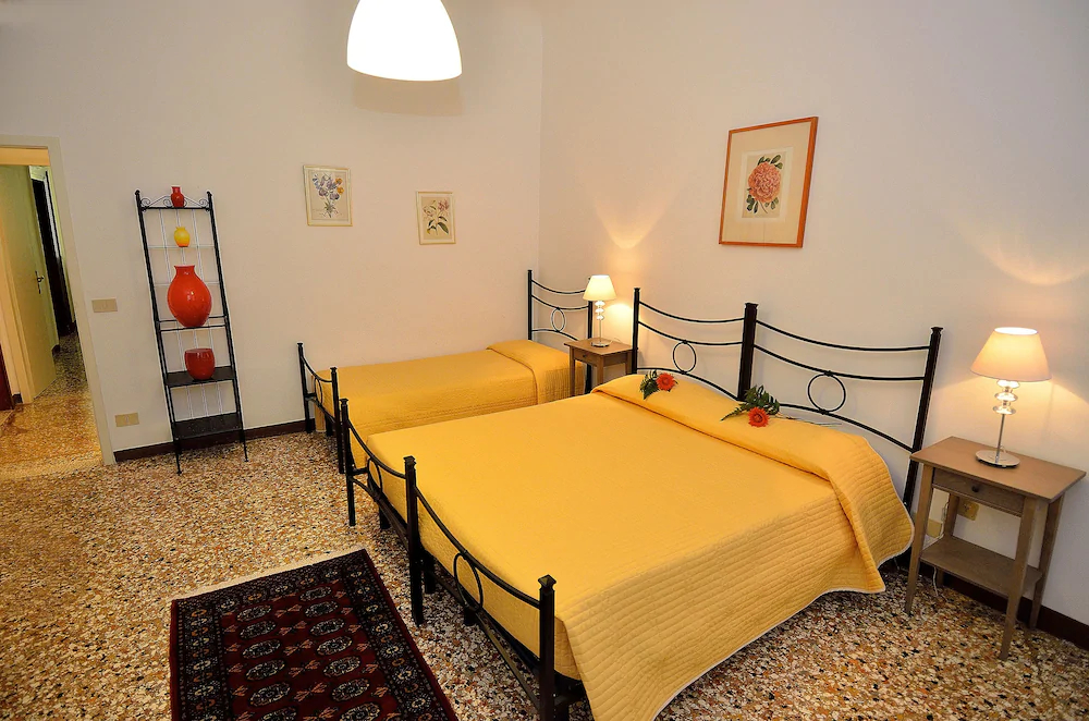 Charming Venice Apartments