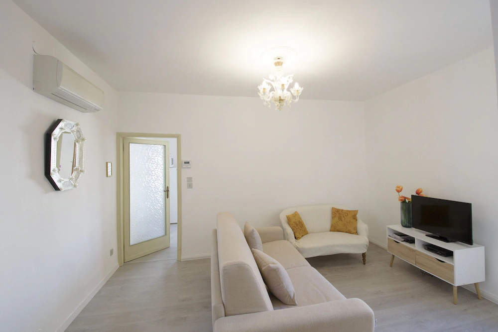 Charming Venice Apartments