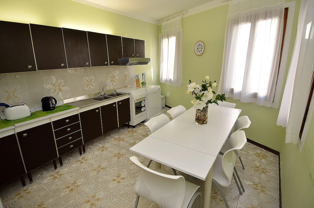 Charming Venice Apartments