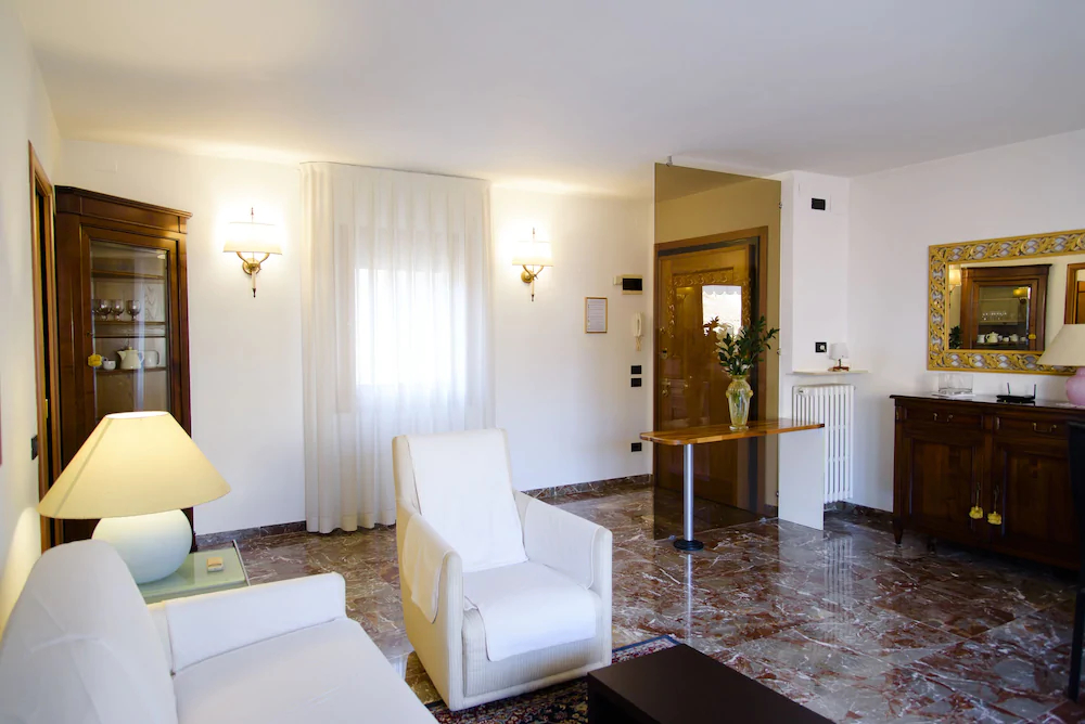 Charming Venice Apartments