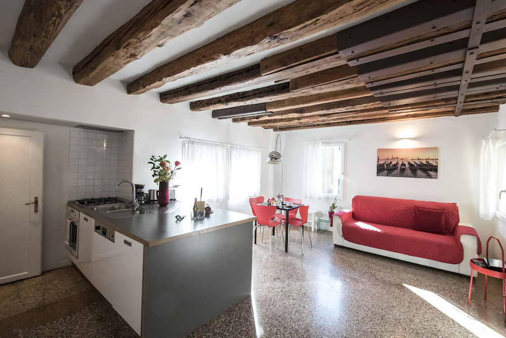 Charming Venice Apartments