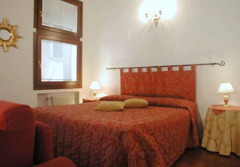 Charming Venice Apartments