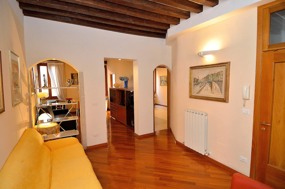 Charming Venice Apartments