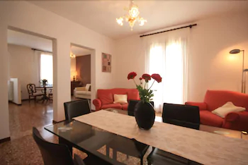 Charming Venice Apartments