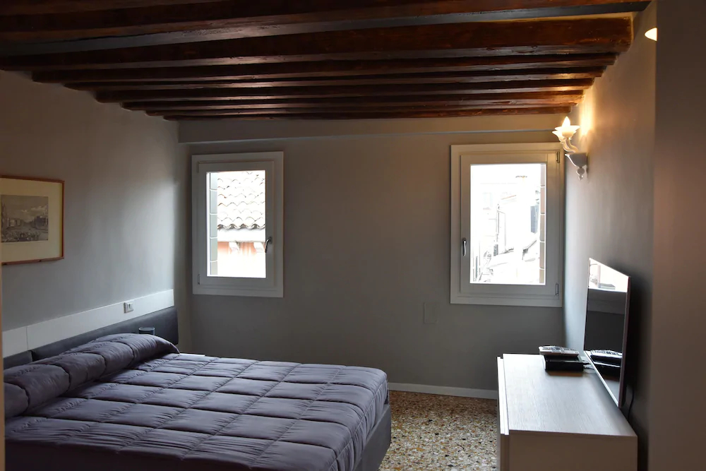 Charming Venice Apartments