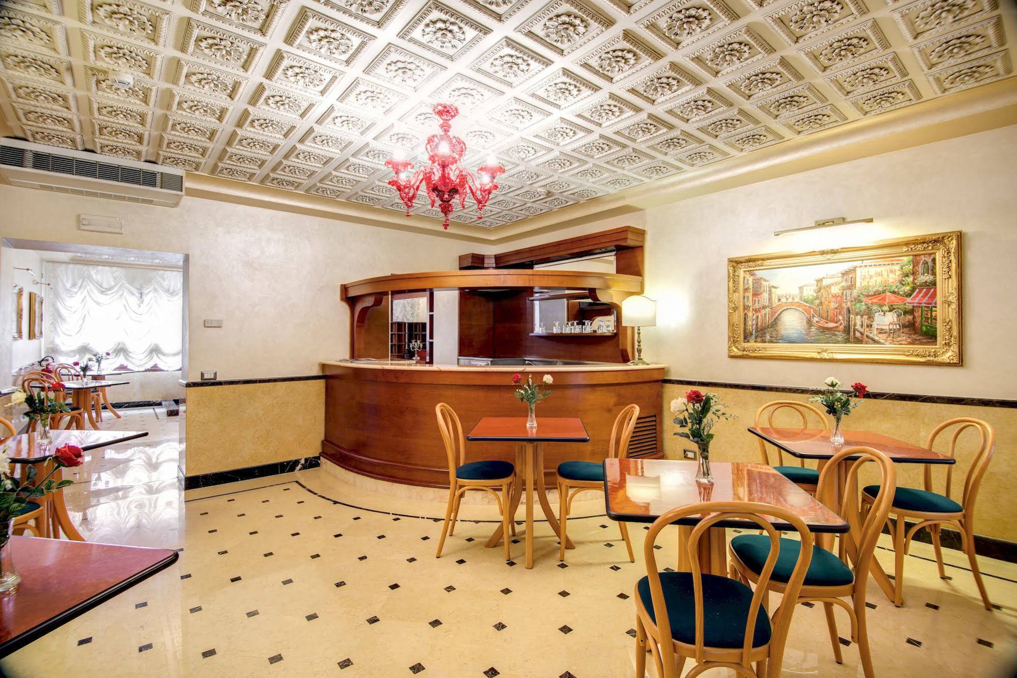 Hotel Domus Cavanis Venice
