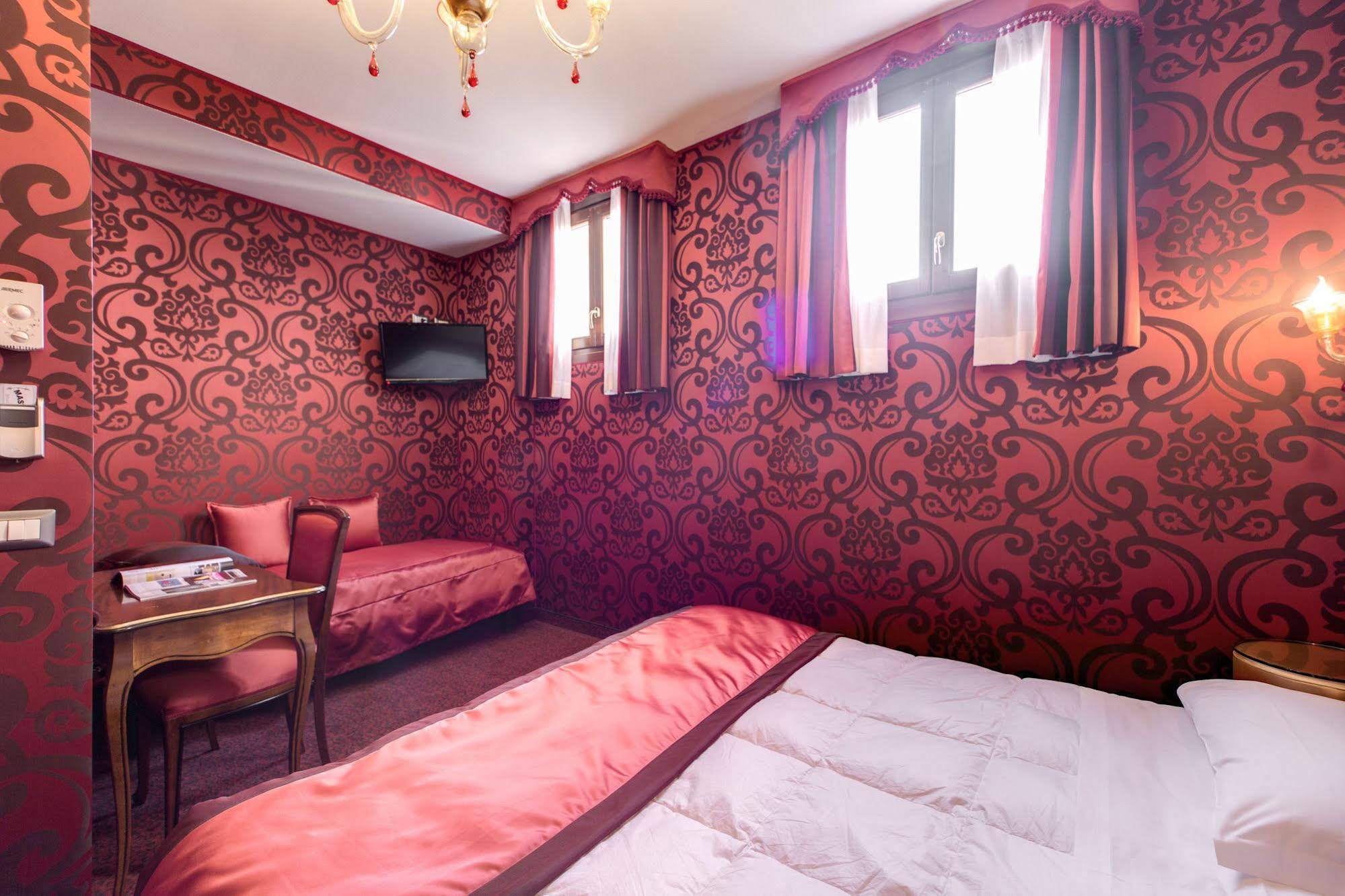 Hotel Domus Cavanis Venice