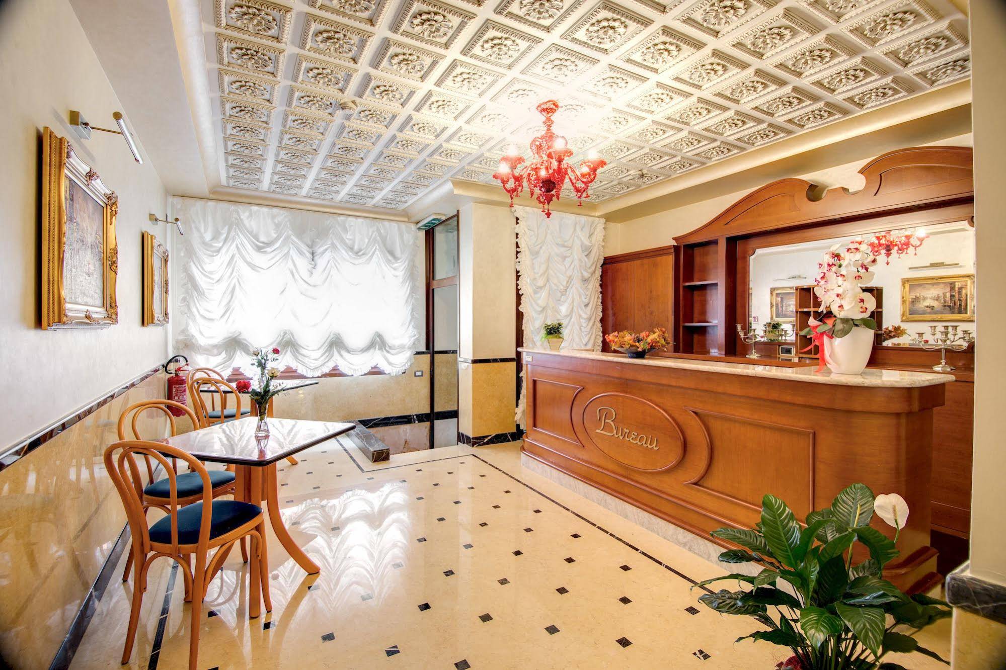 Hotel Domus Cavanis Venice