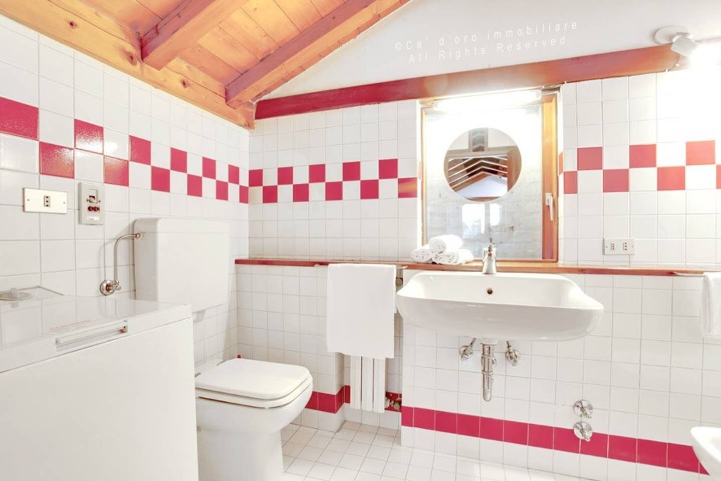 Duplex Santi Apostoli