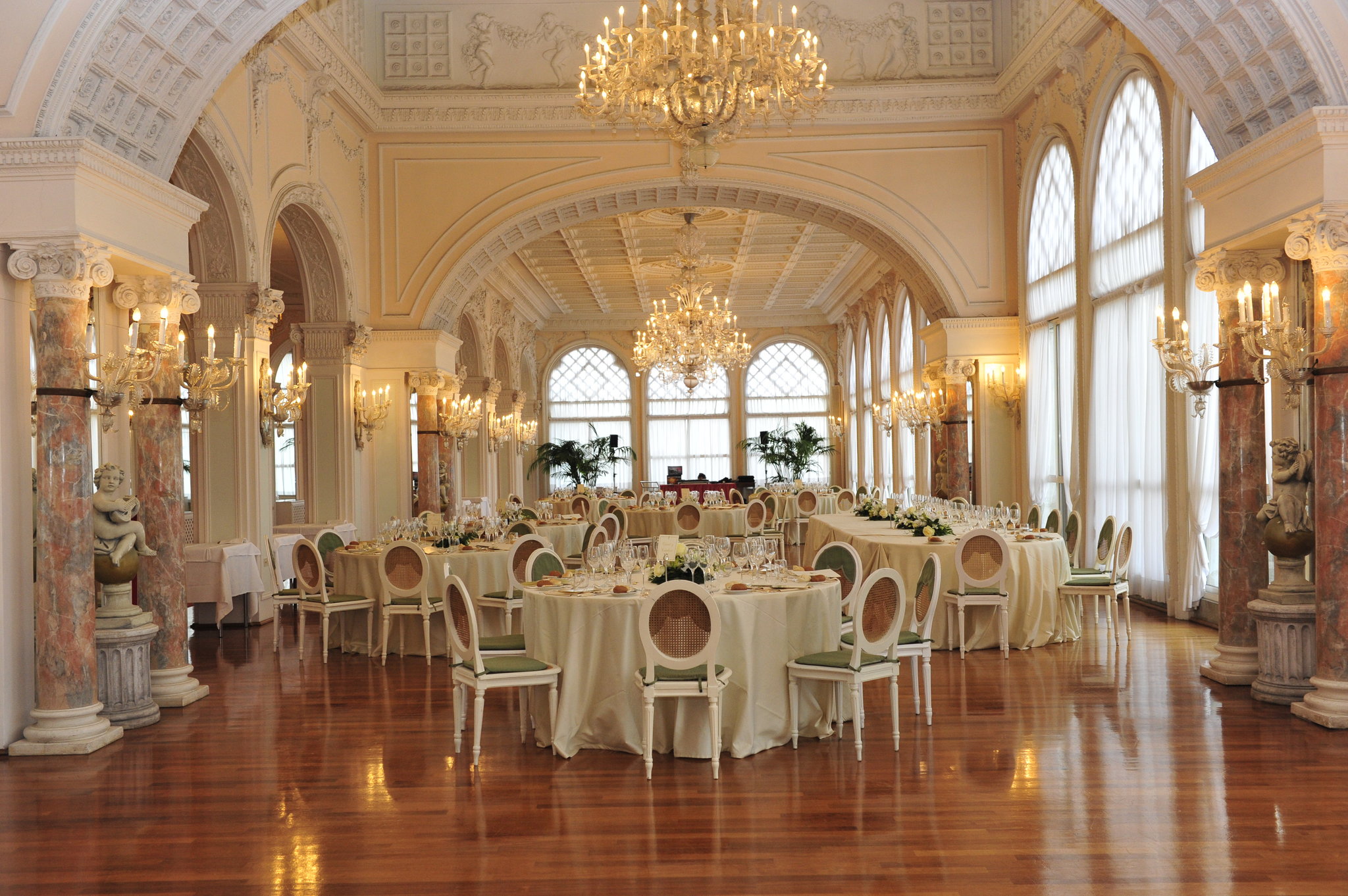 Hotel Excelsior