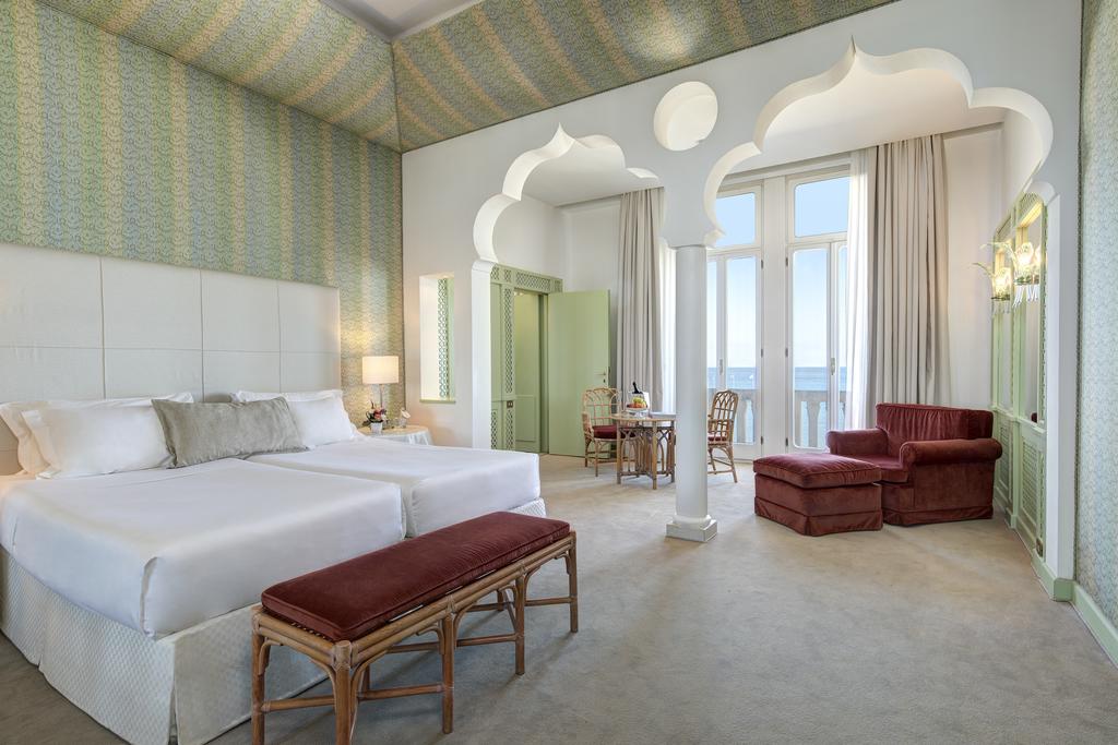 Hotel Excelsior