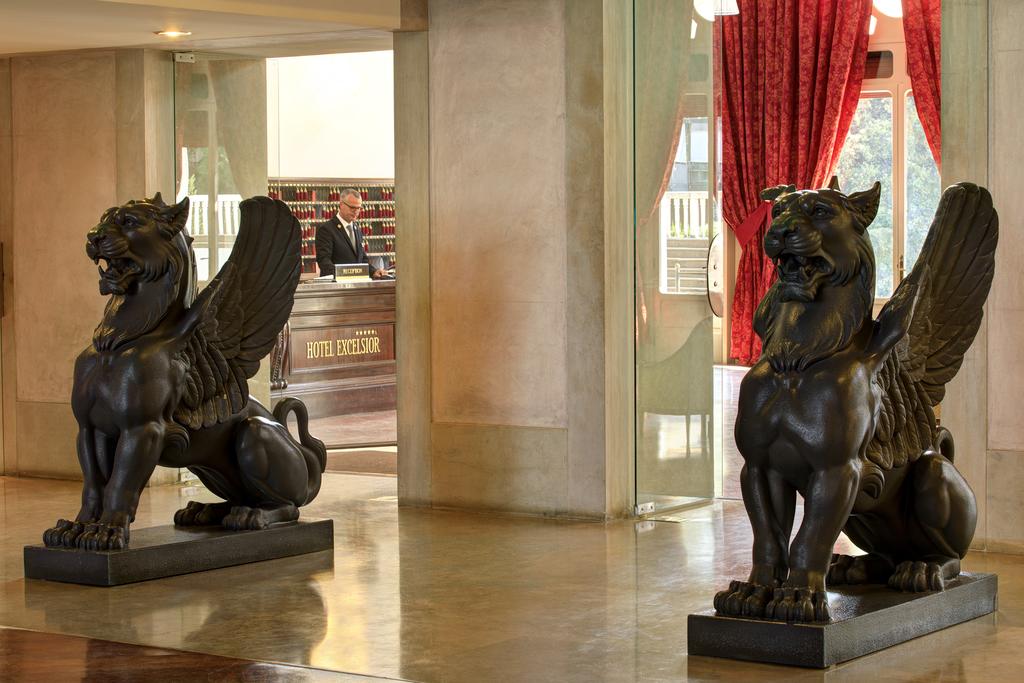 Hotel Excelsior