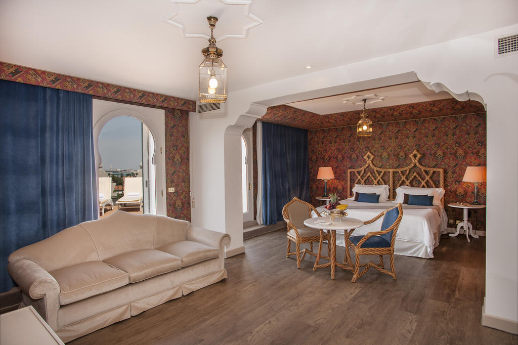 Hotel Excelsior