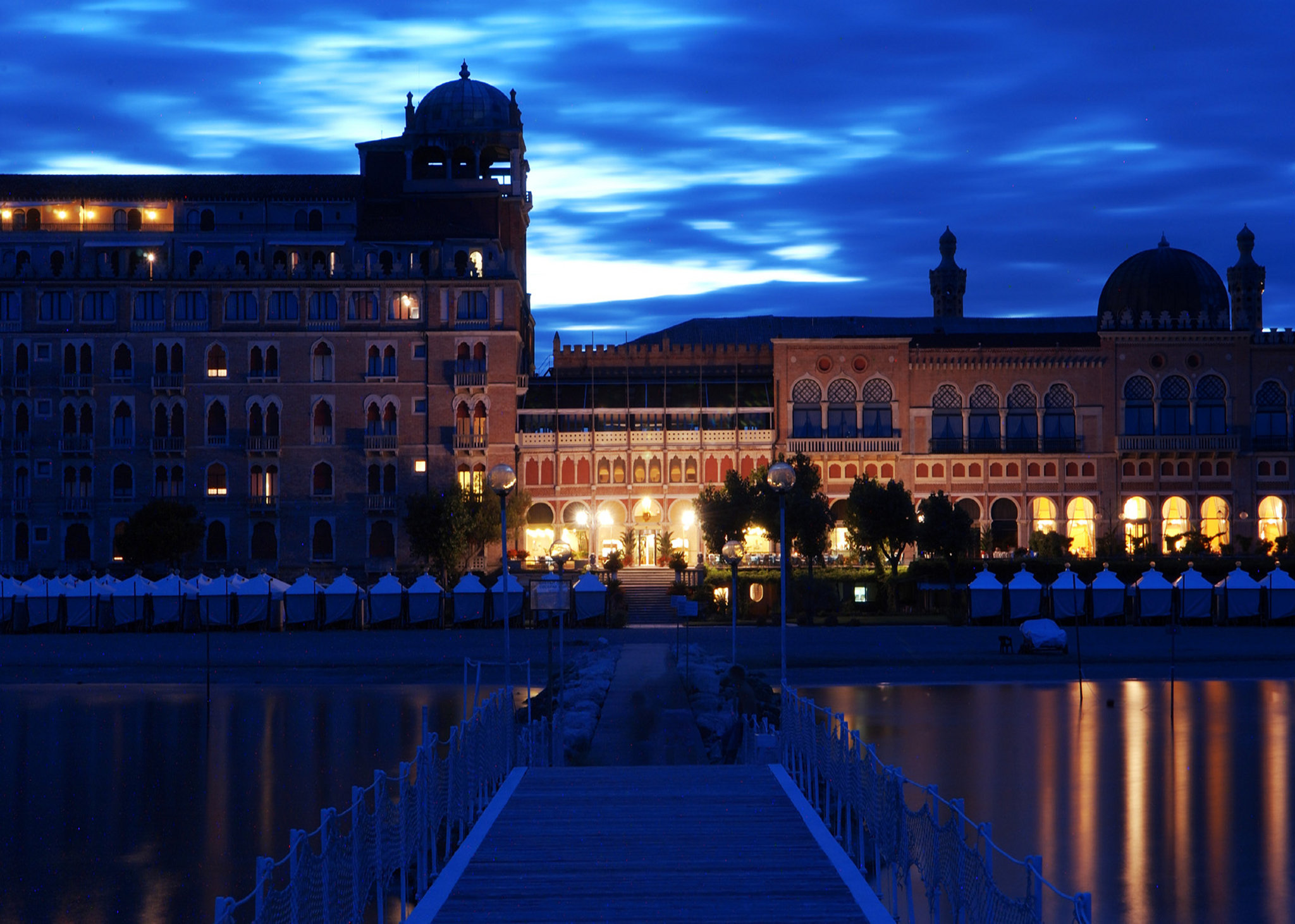 Hotel Excelsior