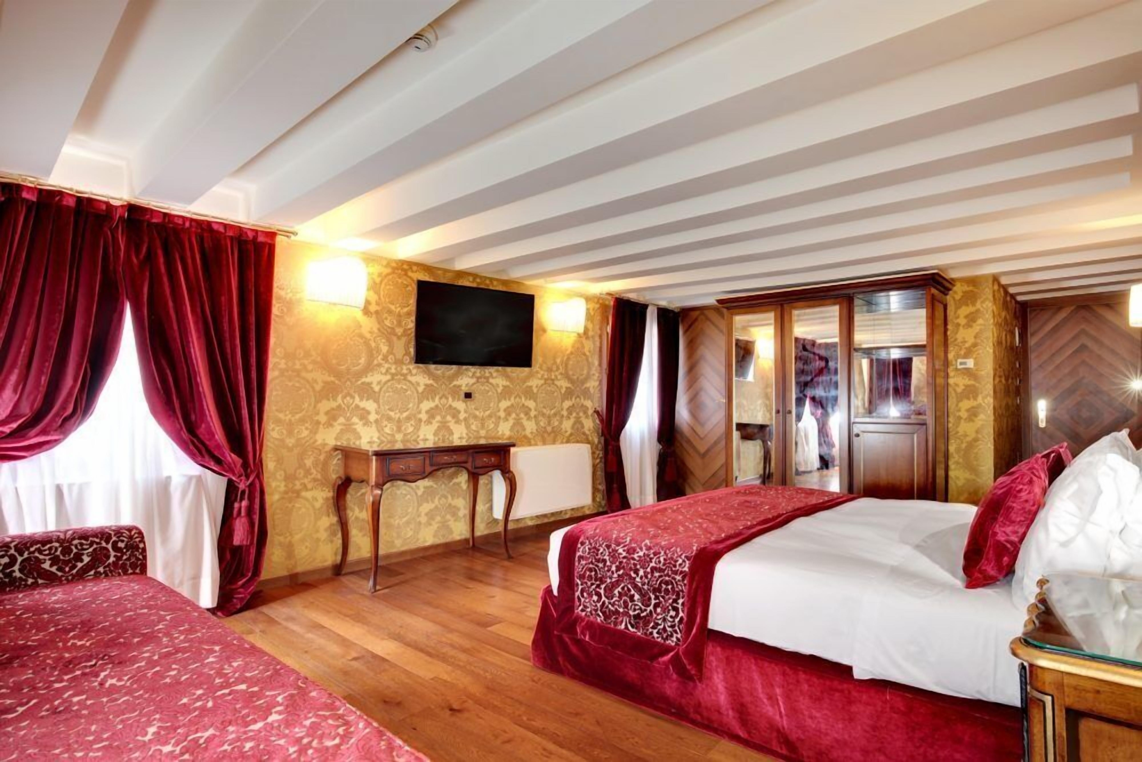 Hotel Casanova