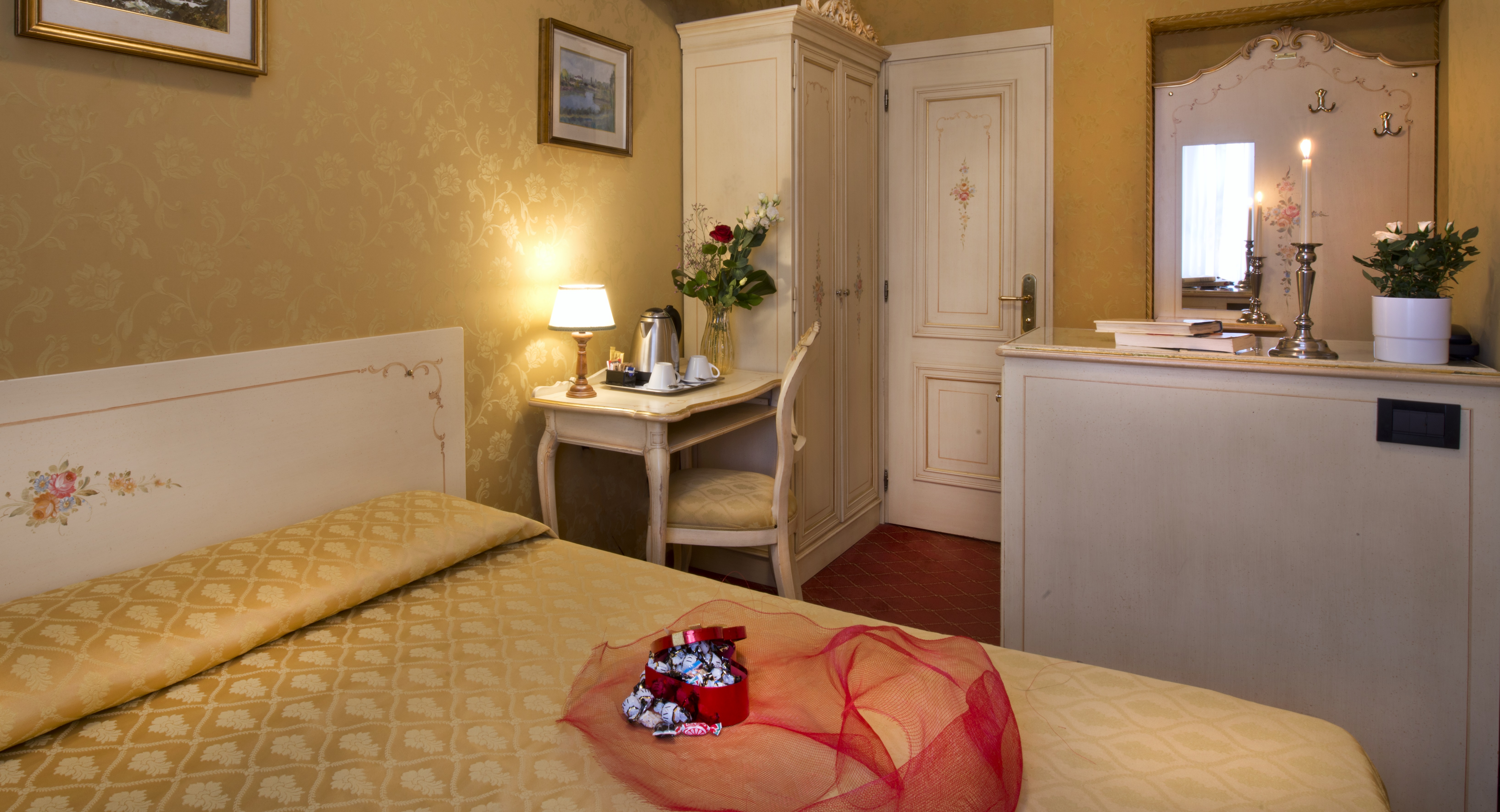 Hotel Mignon
