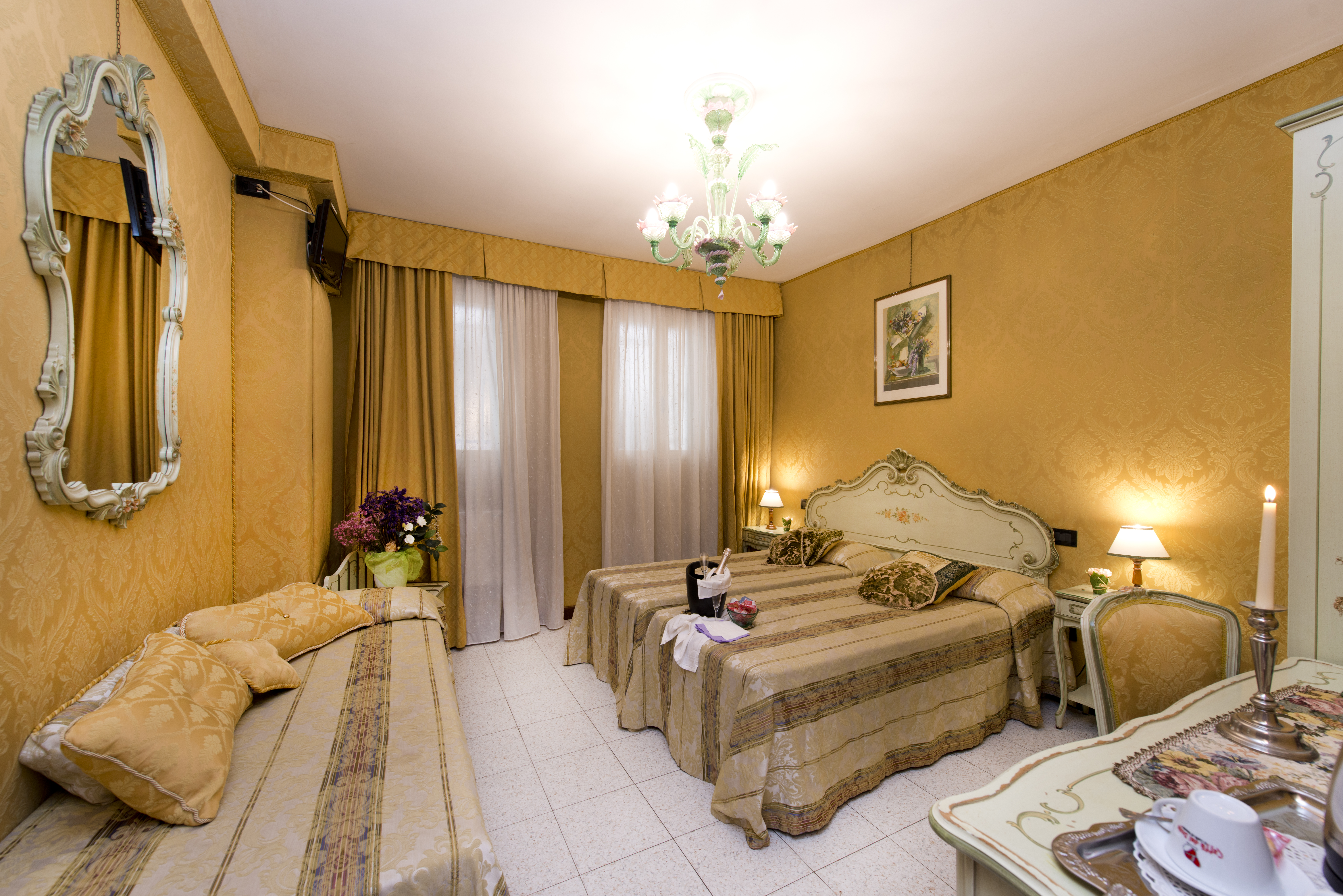 Hotel Mignon