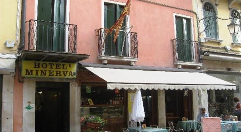 Minerva & Nettuno